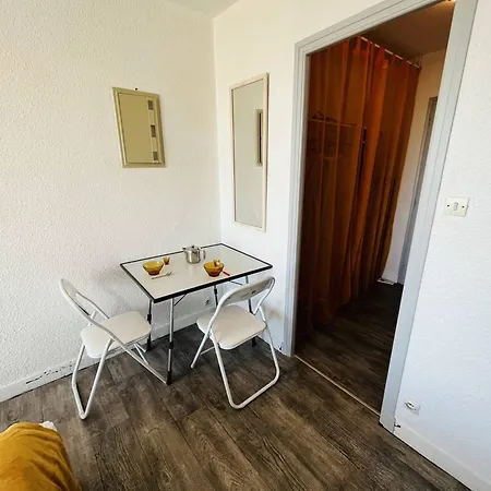 Naturiste Bord De Mer, Terrasse Sud, Clim, Parking - Fr-1-249a-44